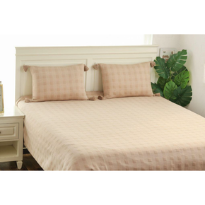 Tartan Check Knitted King Size Bed Cover & 2 Pillow Covers (Set Of 3)