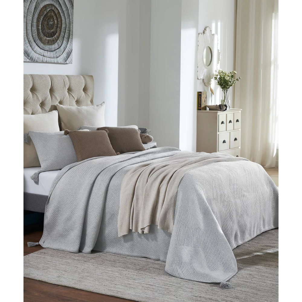 Trio Stripe Knitted King Size Bed Cover & 2 Pillow Covers (set of 3)