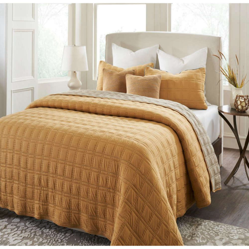 Miraya King Size Bed Cover & 2 Pillow Covers With 2 Cushion Covers in Bag Packaging (Set Of 6) MEDIUM BEIGE