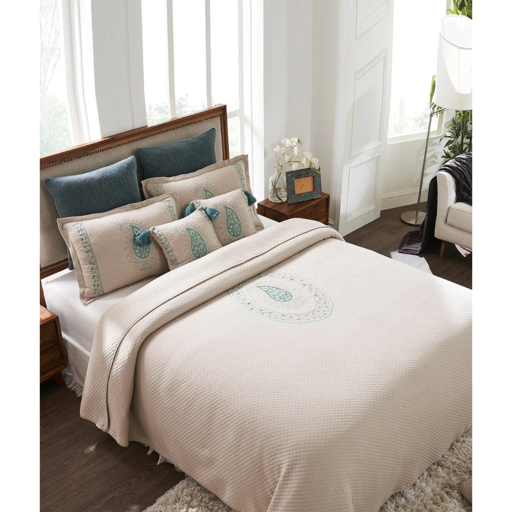 Zara King Size Bed Cover & 2 Pillow Covers With 2 Cushion Covers in Bag Packaging (Set Of 6)