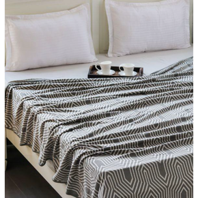 Graham King Size AC Blanket