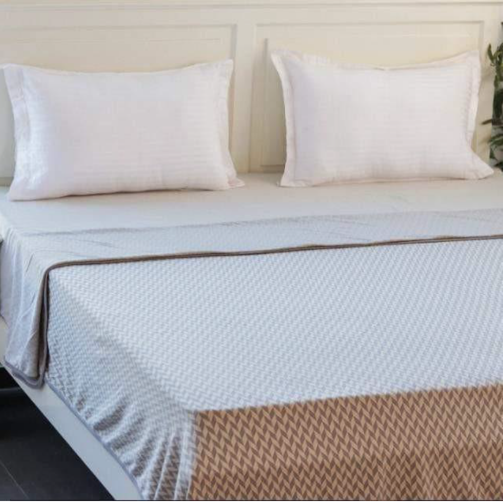 Eleanor King Size AC Blanket